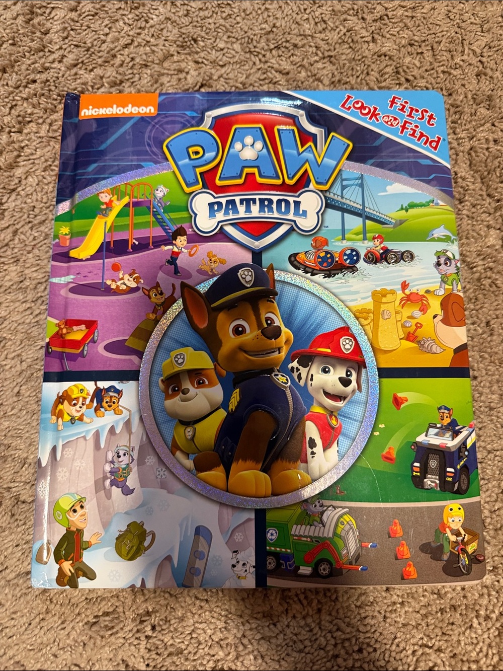 Nickelodeon PAW Patrol Activity Book – Bright Blue, Red, Yellow, Green